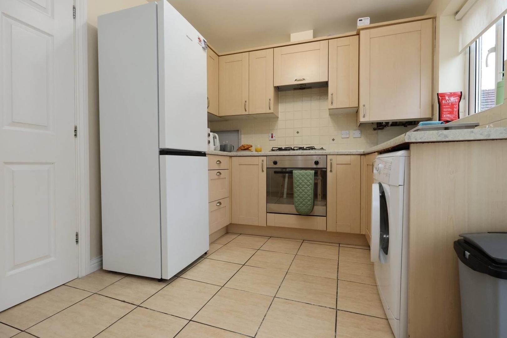 Relaxing 2-Bed Coastal Escape In Port Talbot Διαμέρισμα Εξωτερικό φωτογραφία