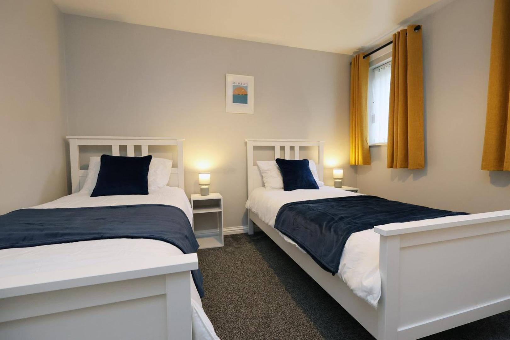 Relaxing 2-Bed Coastal Escape In Port Talbot Διαμέρισμα Εξωτερικό φωτογραφία